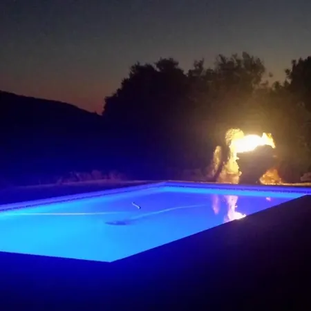 Casa-vale-vinagre-8p-with-pool-in-a-beautifull-natural-setting Villa