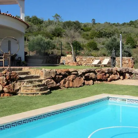 Villa Casa-vale-vinagre-8p-with-pool-in-a-beautifull-natural-setting
