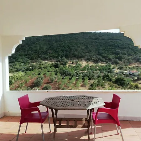 Casa-vale-vinagre-8p-with-pool-in-a-beautifull-natural-setting São Bartolomeu de Messines