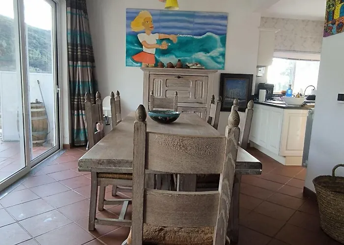 Villa Casa-vale-vinagre-8p-with-pool-in-a-beautifull-natural-setting