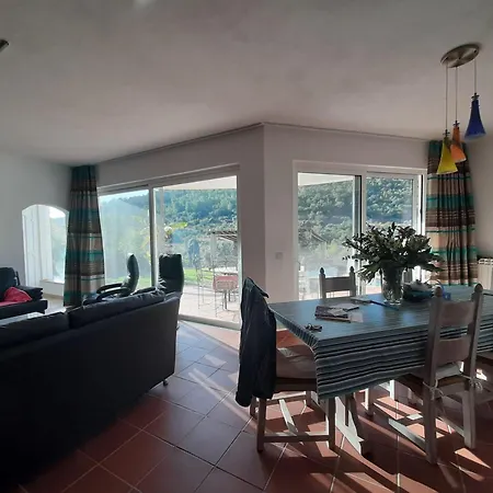 Casa-vale-vinagre-8p-with-pool-in-a-beautifull-natural-setting